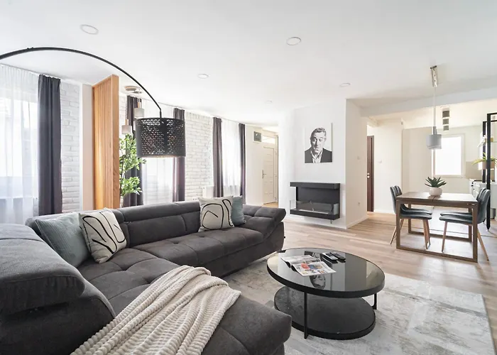 Exclusive & Duplex By Prestige Homes Budapeşte