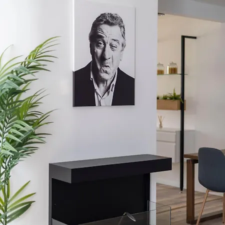 Exclusive & Duplex By Prestige Homes דירה