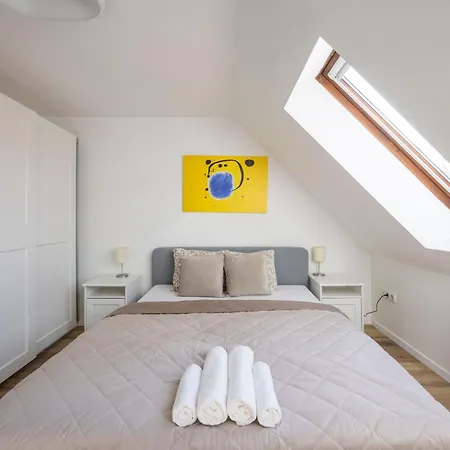 Exclusive & Duplex By Prestige Homes Budapest