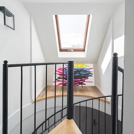 Exclusive & Duplex By Prestige Homes *